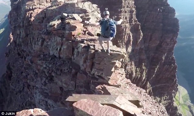 В горах Колорадо был произведен прыжок длиной в 14 тысяч футов