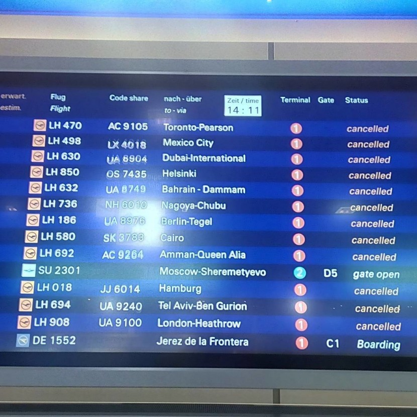 Из-за забастовки Lufthansa отменила сотни авиарейсов