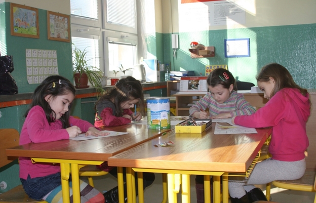 Плакати, меблі та стенди для 1 класу — обладнання для нової української школи