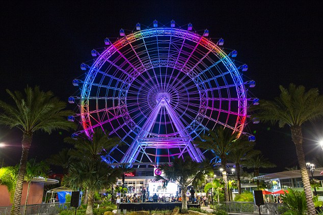В Орландо открылось новое грандиозное колесо обозрения