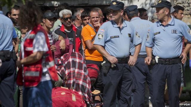 Хорватия закрывает границы из-за мигрантов