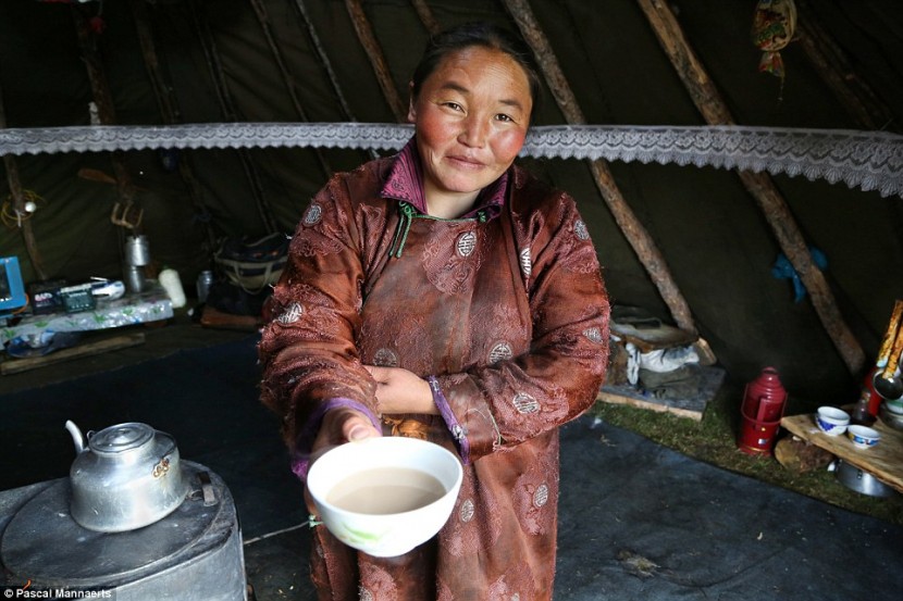 Бельгийский фотограф запечатлел жизнь удивительного монгольского племени Тсаатан