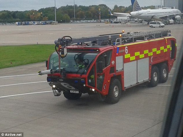 В Манчестере пилот аварийно посадил рейс, летевший в Малагу