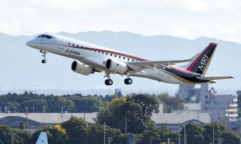 Mitsubishi отложили выпуск первого японского авиалайнера