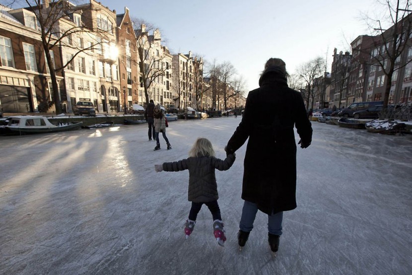 Жаркая зима не радует фигуристов приехавших в Нидерланды