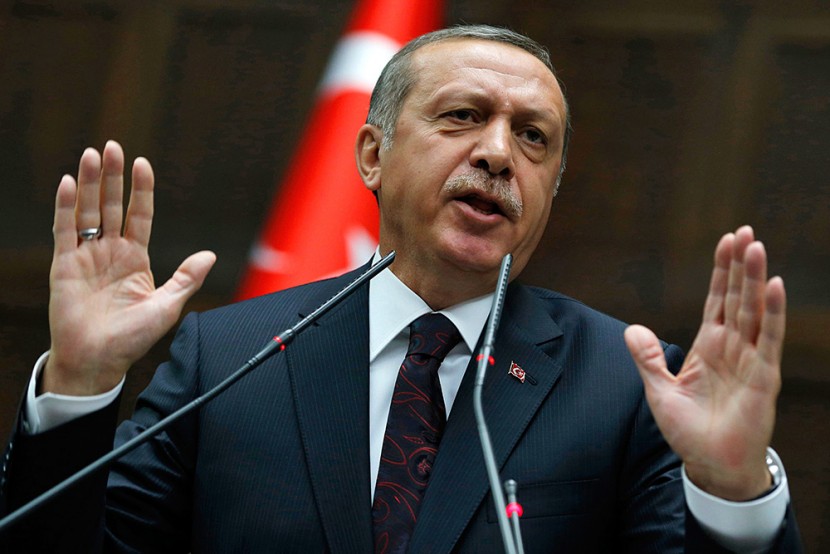 Эрдоган не потерпит размещение курдов вблизи границ Турции