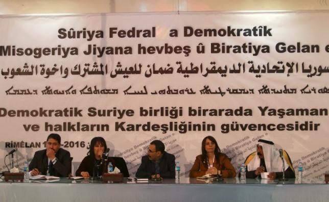 Сирийские курды одобрили создание федеральной автономии