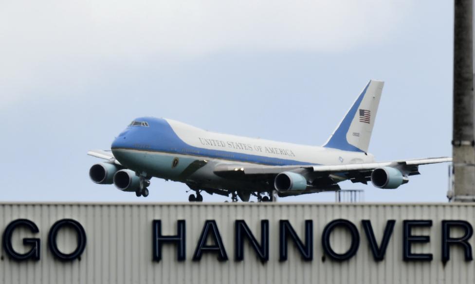 Air Force One with U.S. President Obama onboard lands in Hanover airport