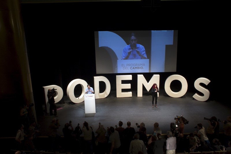 Партия Podemos одерживает верх в Испании