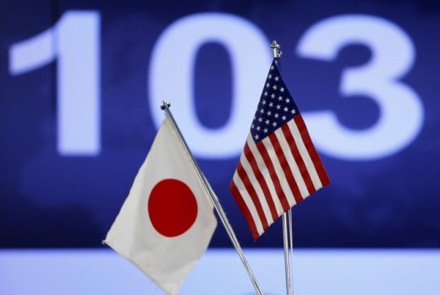 Синдзо Абэ обсудит с Обамой ситуацию с Окинавой