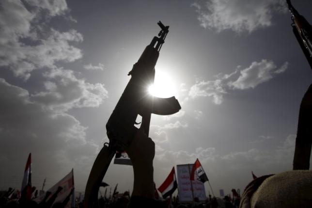 Группировка Хоути захватила йеменскую военную базу