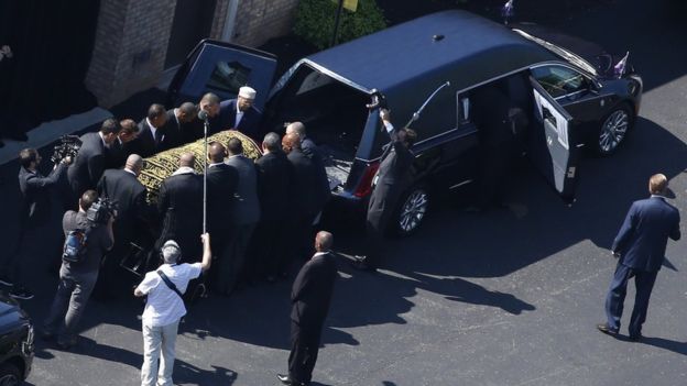 Эрдоган отказался присутствовать на похоронах Али