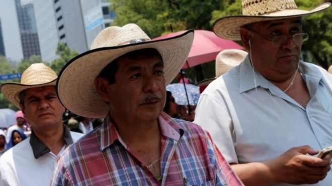 В Мексике арестован лидер бастующих учителей