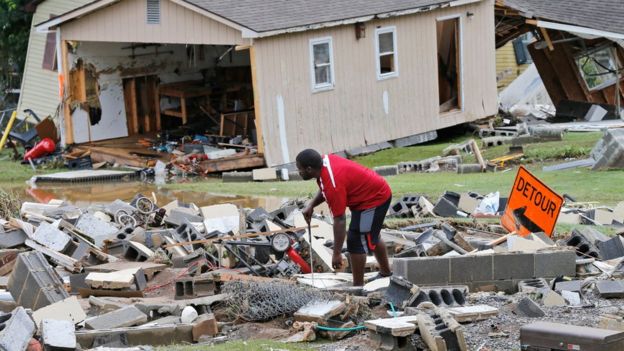 В Западной Вирджинии из-за наводнения погибли 20 человек