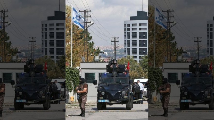 В Анкаре нейтрализован напавший на израильское посольство