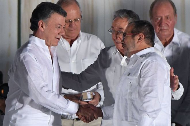 Президент Колумбии пожертвует свою Нобелевскую премию мира на благотворительность