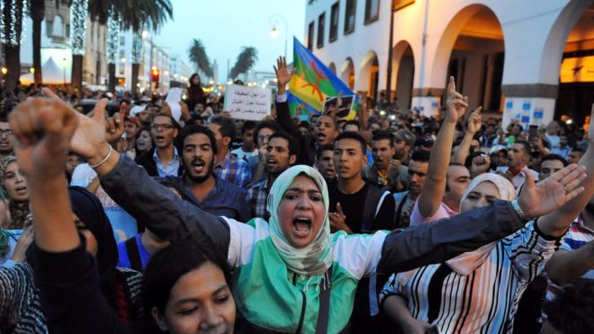 В Марокко проходят многотысячные акции протеста