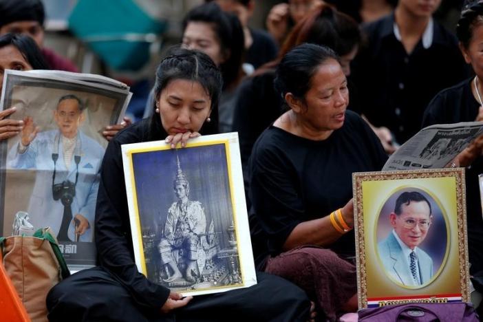 Таиланд оплакивает смерть короля Бхумибола Адульядея