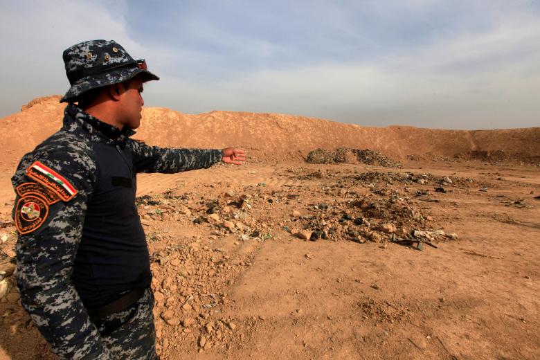 ИГ убило свыше 300 бывших иракских полицейских к югу от Мосула