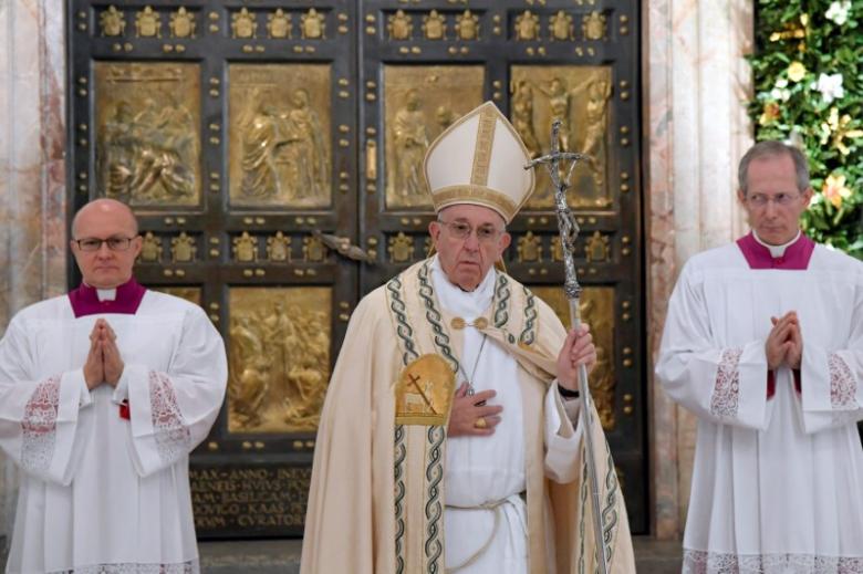 Папа Римский изменил подход к прощению греха аборта