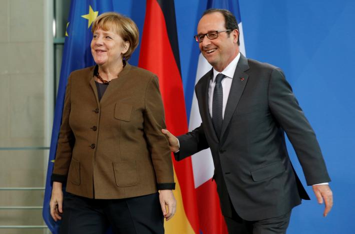 Меркель и Олланд высказались за продление санкций в отношении РФ