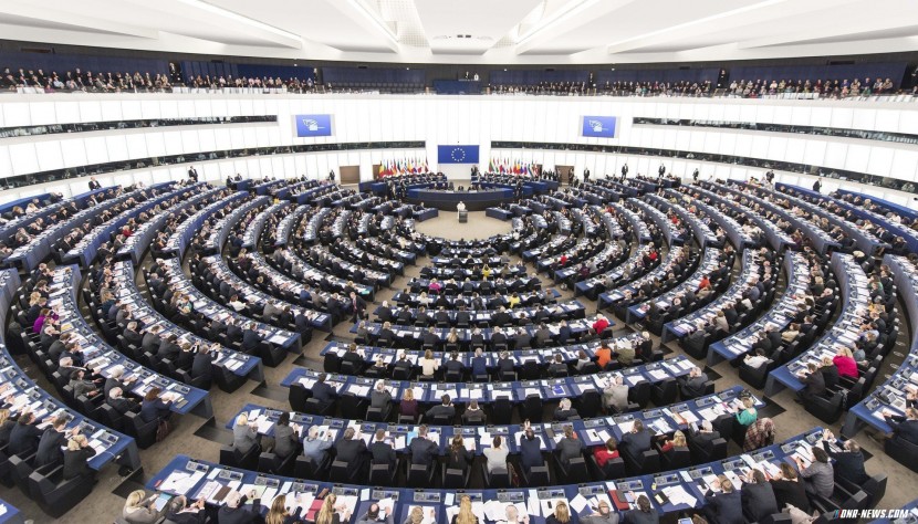 Европарламент требует расширения санкции против РФ по Украине