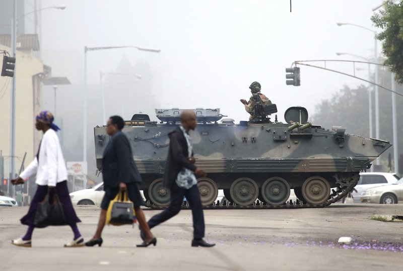 Главная телерадиокомпания Зимбабве захвачена военными