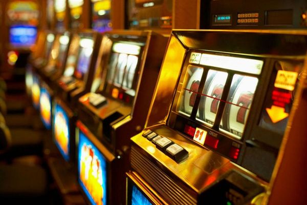 Релакс и заработок в игровых автоматах казино Вулкан