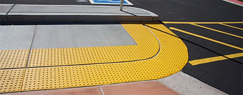 Оборудование тротуаров плиткой для инвалидов