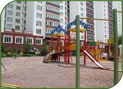 Порядка 20 детских площадок и 14 дворов планируют благоустроить в Тропарево-Никулино